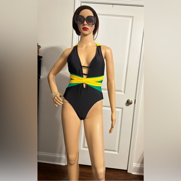 (NWT)One Piece Caribbean Body Shaping Monokini Swimsuit - Picture 5 of 7